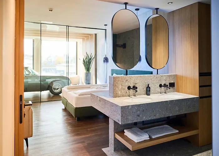 Von Rotz Self-check-in Hotel