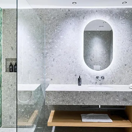 Von Rotz Self-check-in Hotel 3*