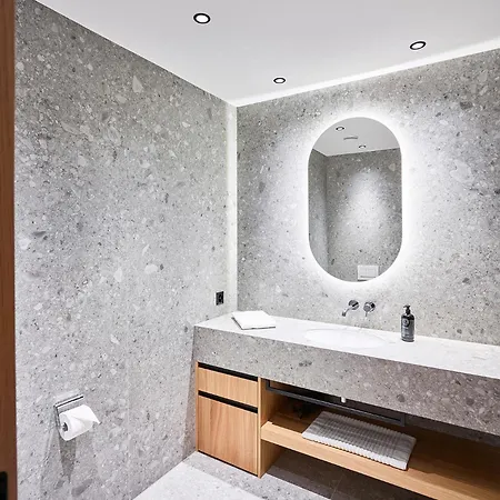 Von Rotz Self-check-in 3*